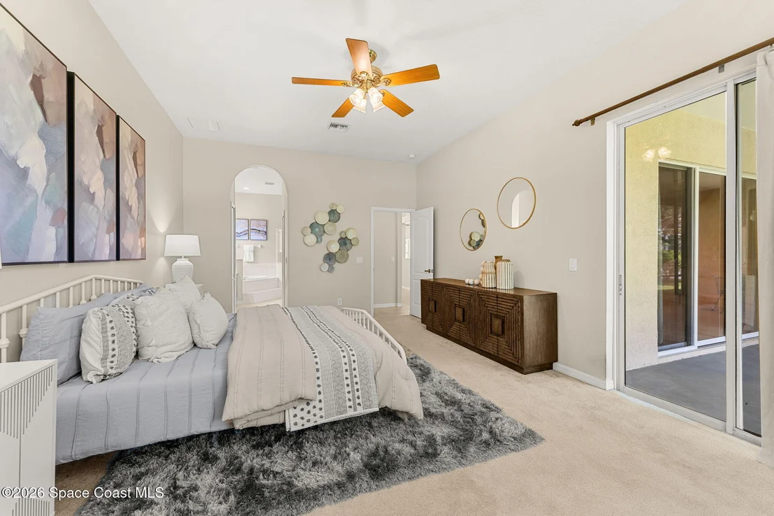 Photo of 1860 Windbrook Drive SE