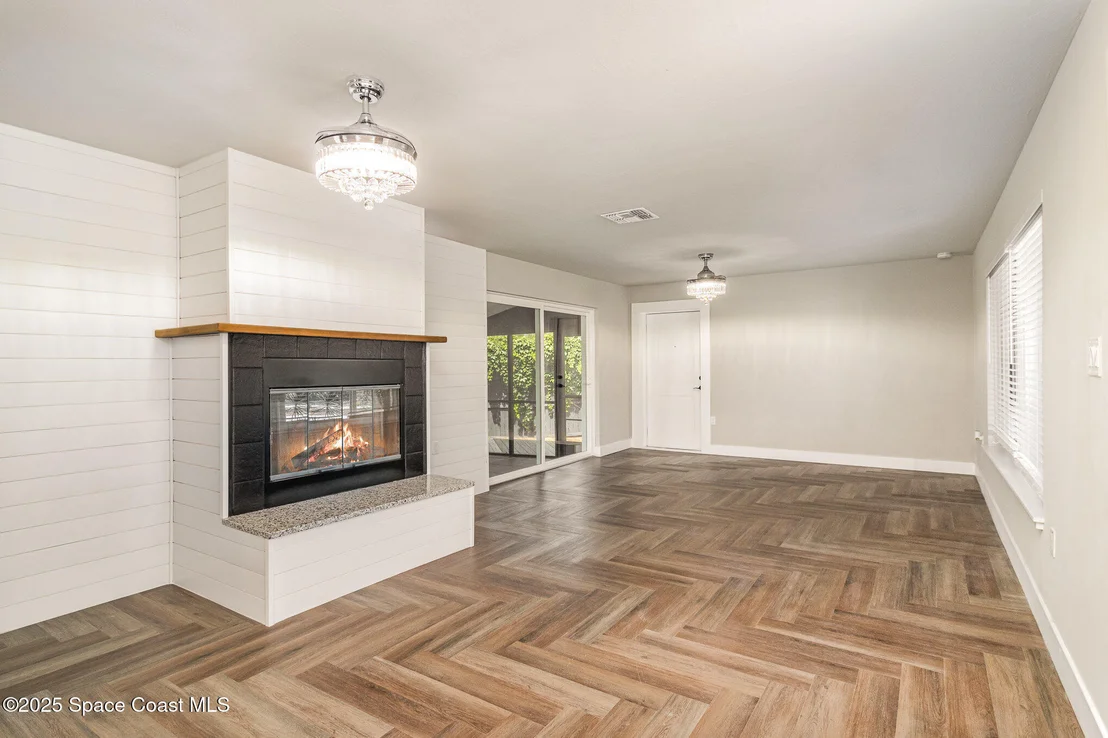 Photo of 175 Melaleuca Drive