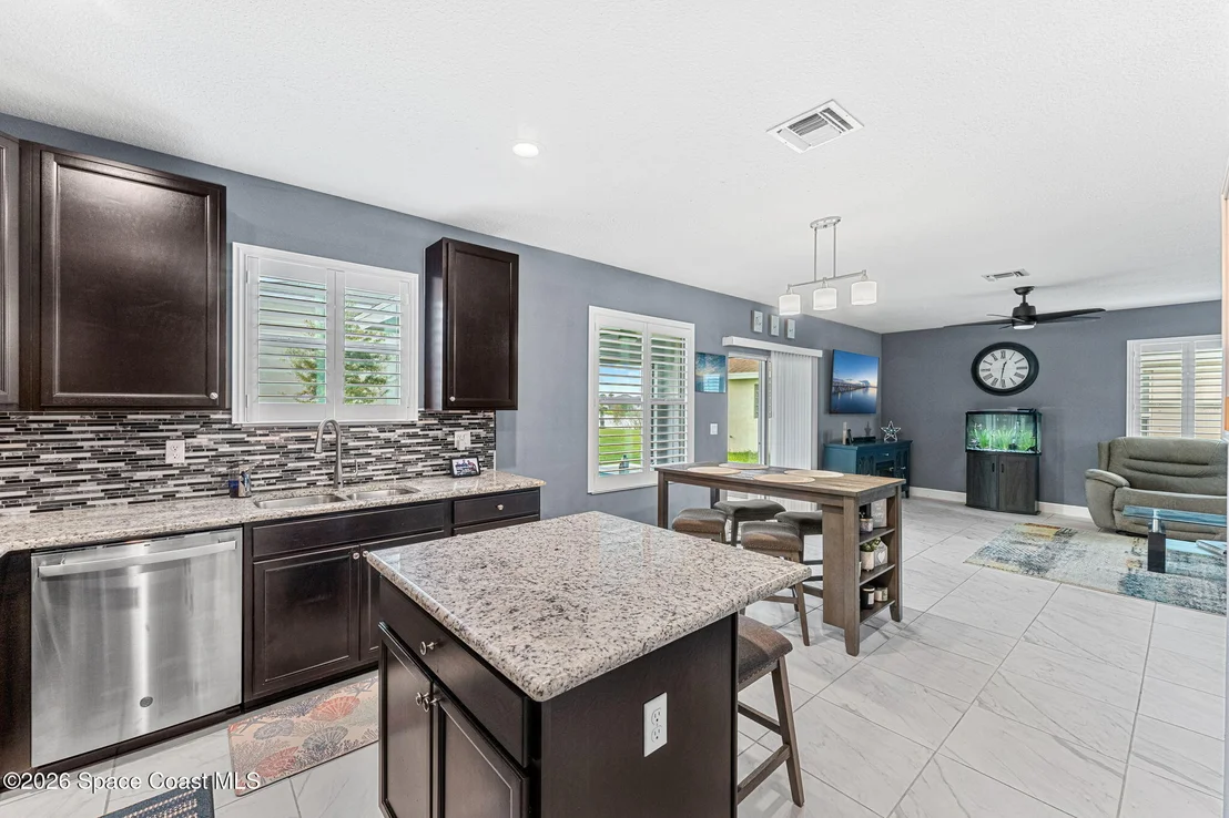 Photo of 313 Palm Breezes Drive