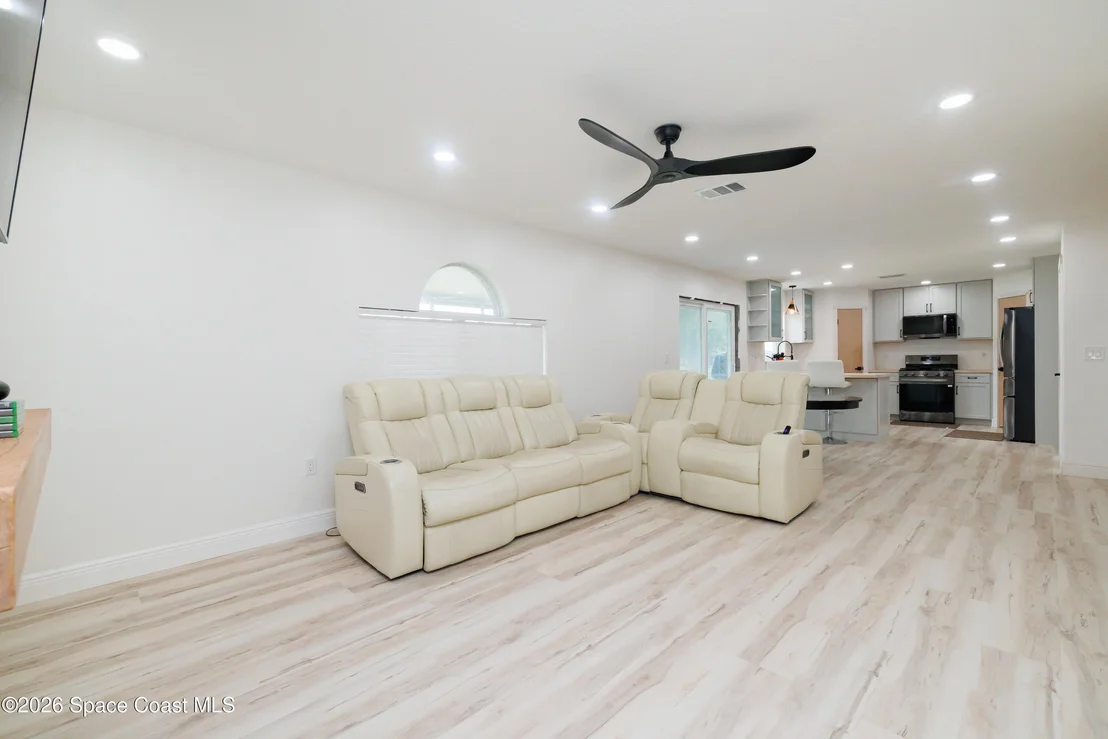 Photo of 3861 La Flor Drive
