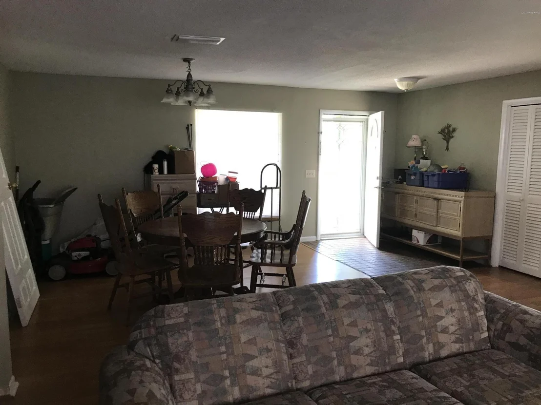 Photo of 1419 Floyd Drive