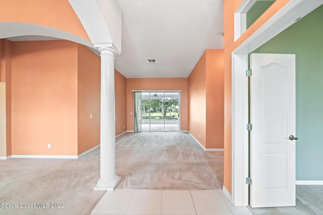 Photo of 631 Autumn Glen Drive