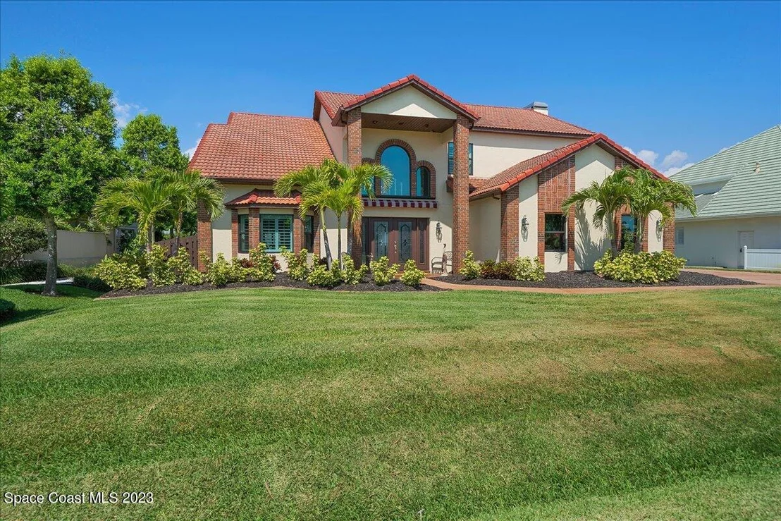Photo of 544 Lanternback Island Drive