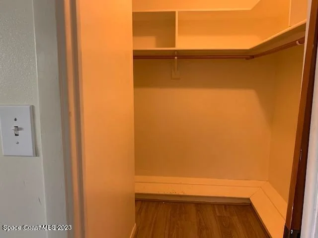 Photo of 1392 Gleneagles Way