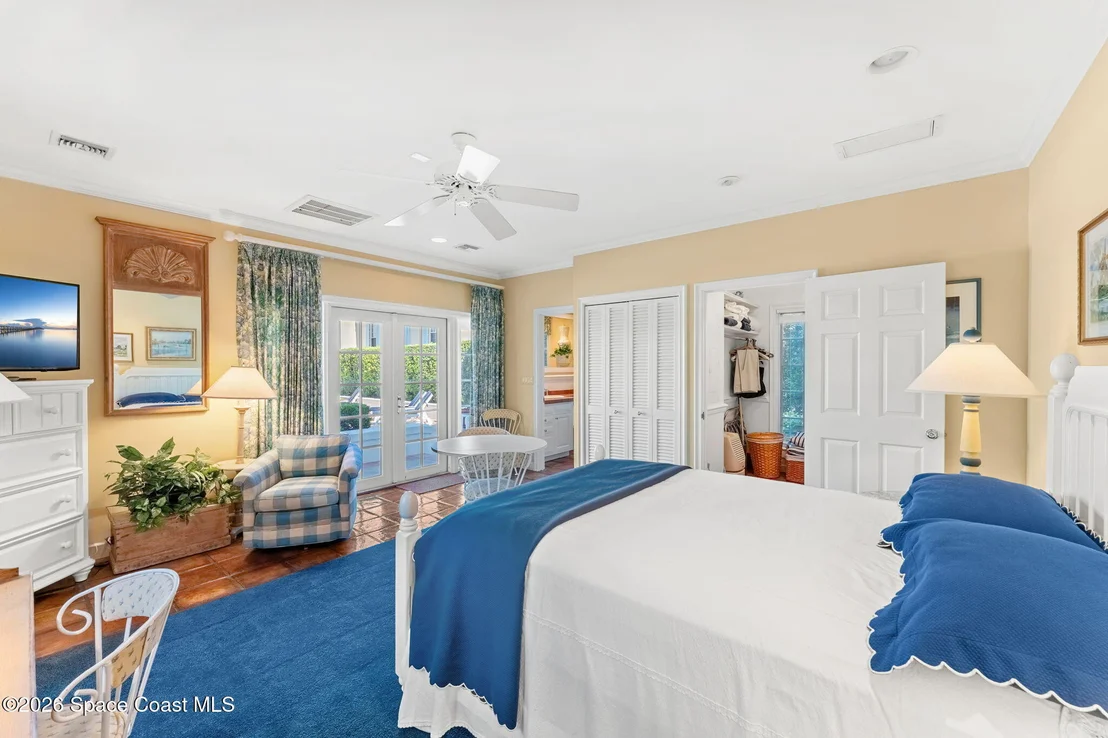 Photo of 680 Ocean Road