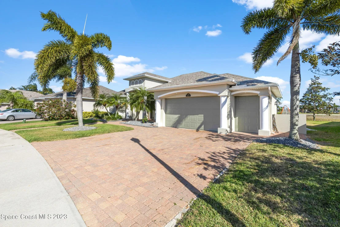Photo of 3251 Gatlin Drive
