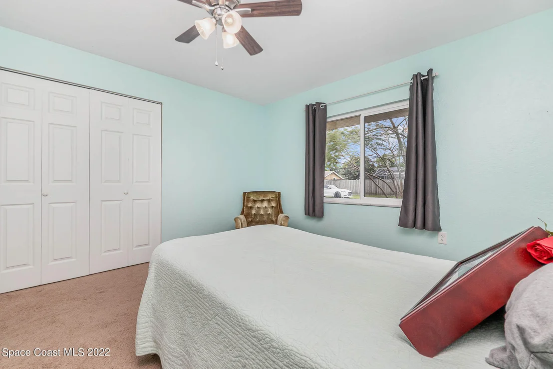 Photo of 910 Eyerly Street