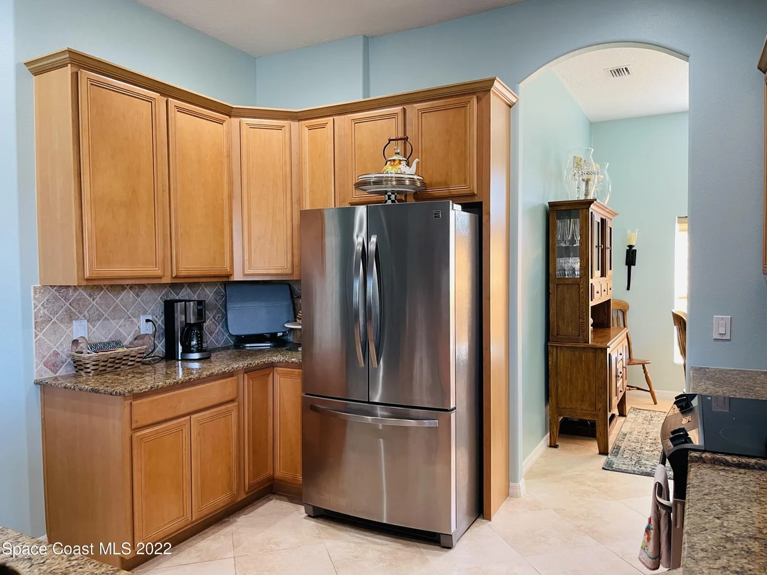 Photo of 1836 Windbrook Drive SE