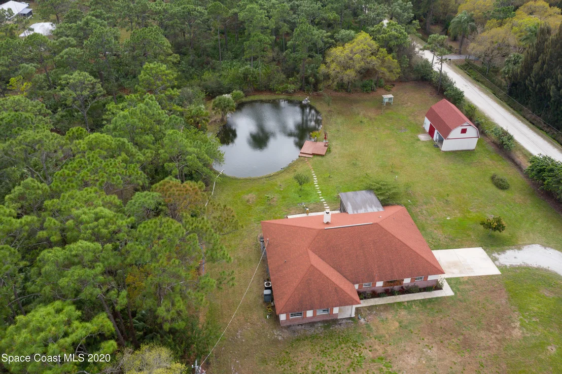 Photo of 1531 Hall Road