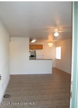 Photo of Unit 708 at 800 N Fiske Boulevard