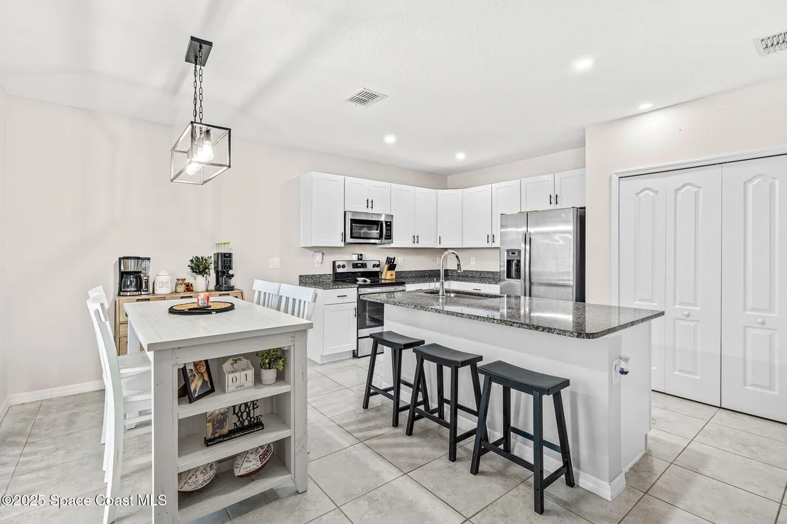 Photo of 6162 Rena Avenue