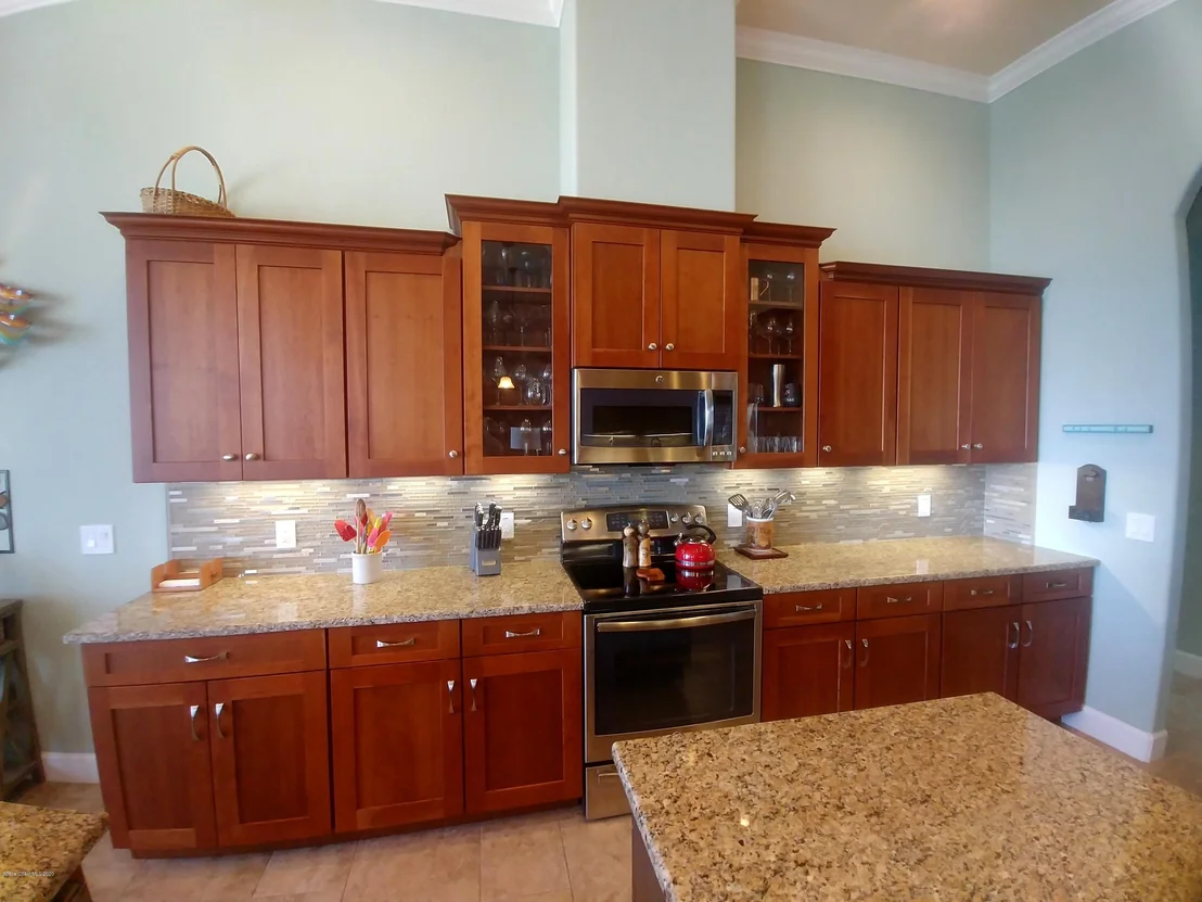 Photo of 3799 Riverside Drive