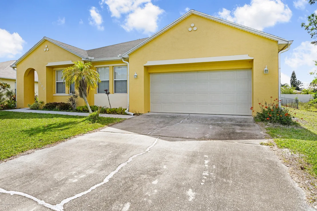 Photo of 3100 Eldron Boulevard SE