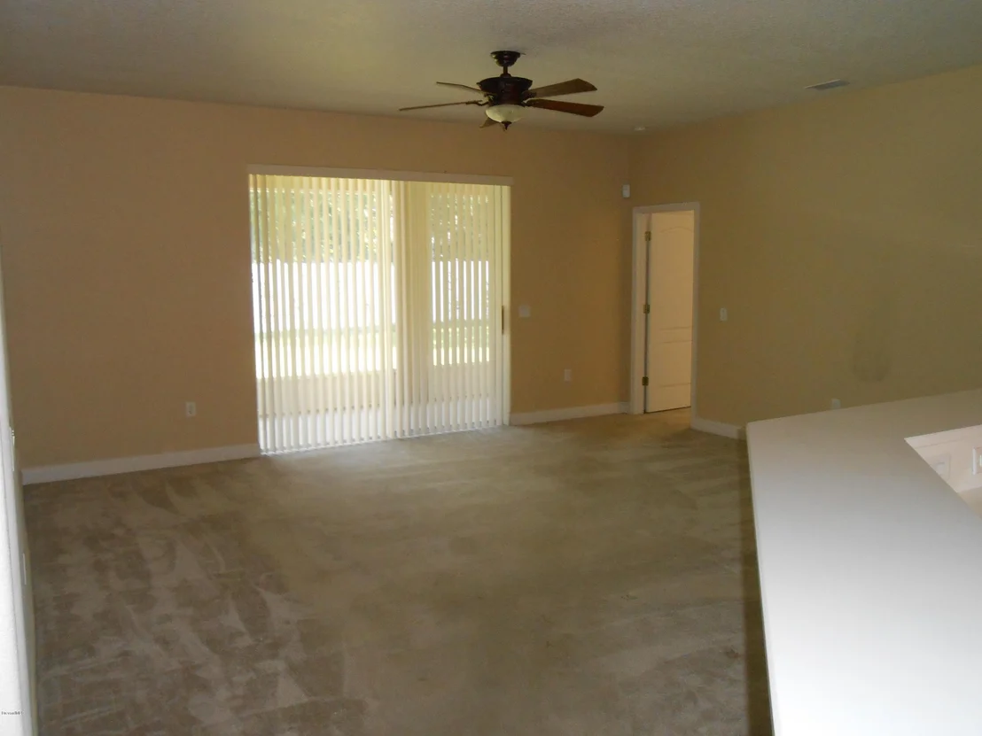 Photo of 1490 Bridgeport Circle