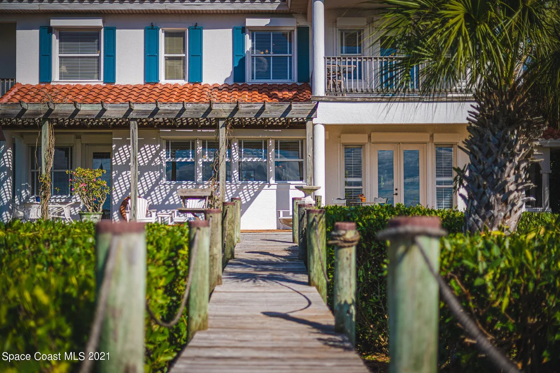 Photo of 176 Bayshore Drive