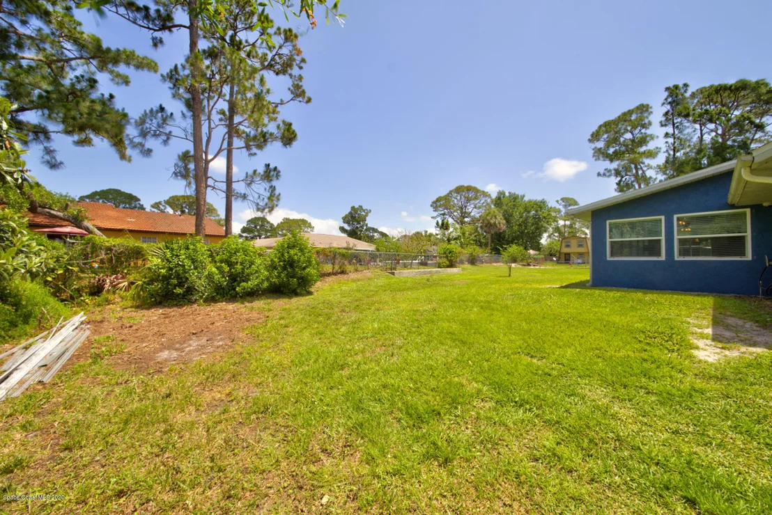 Photo of 6421 Hunt Road