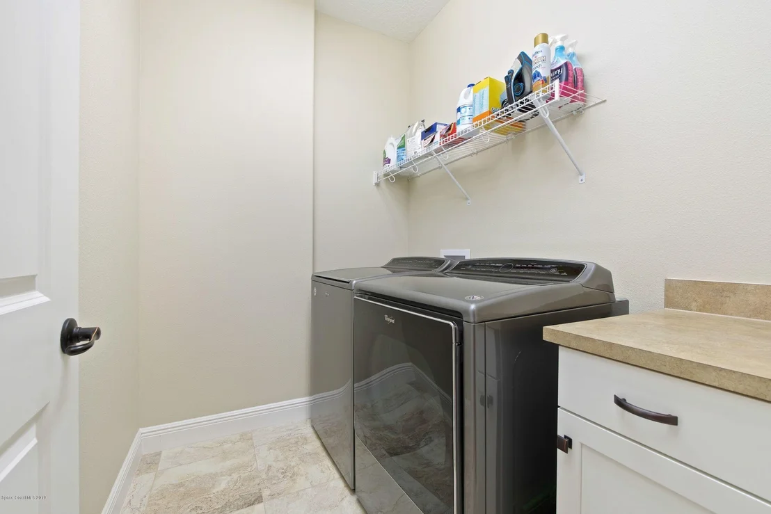 Photo of 7457 Bluemink Lane