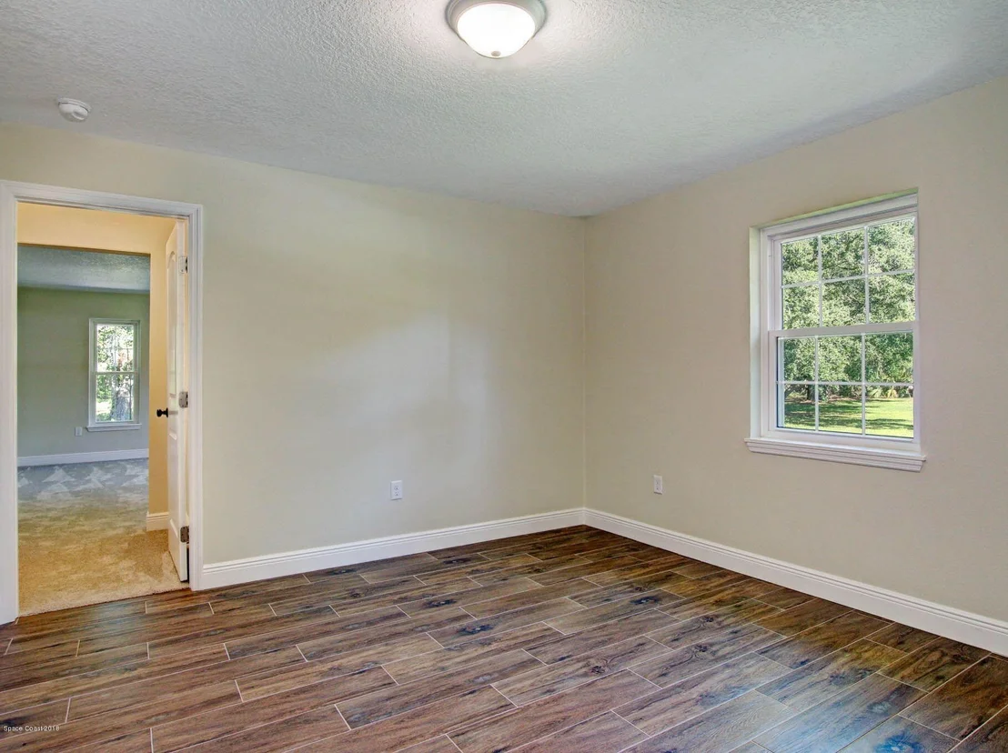 Photo of 4380 Country Road