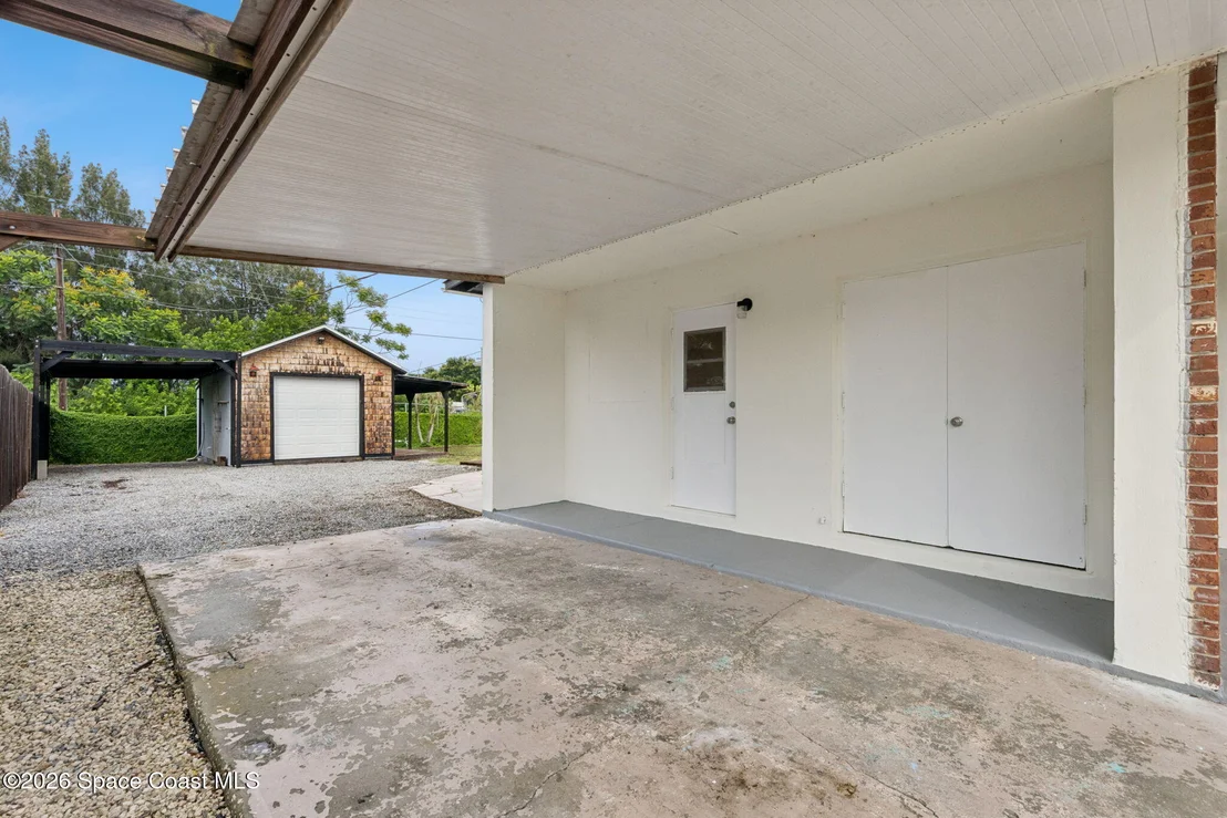 Photo of 1061 Bianca Drive NE
