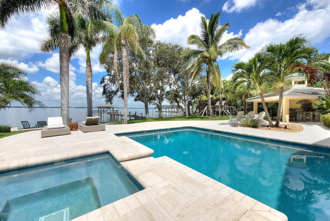 Photo of 1745 Shore View Drive