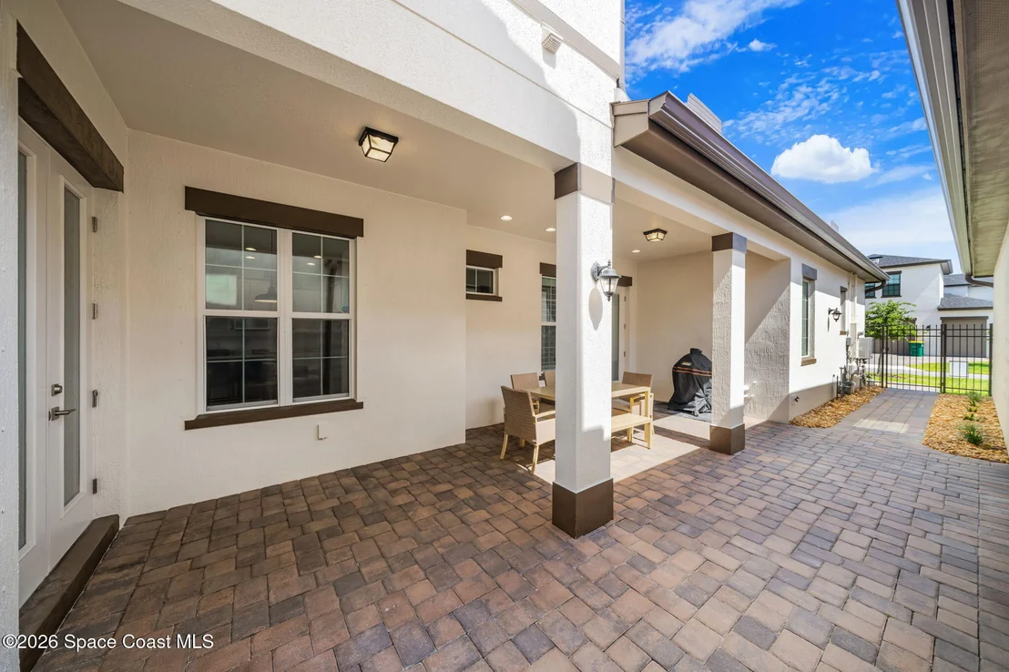 Photo of 8566 Lyside Drive