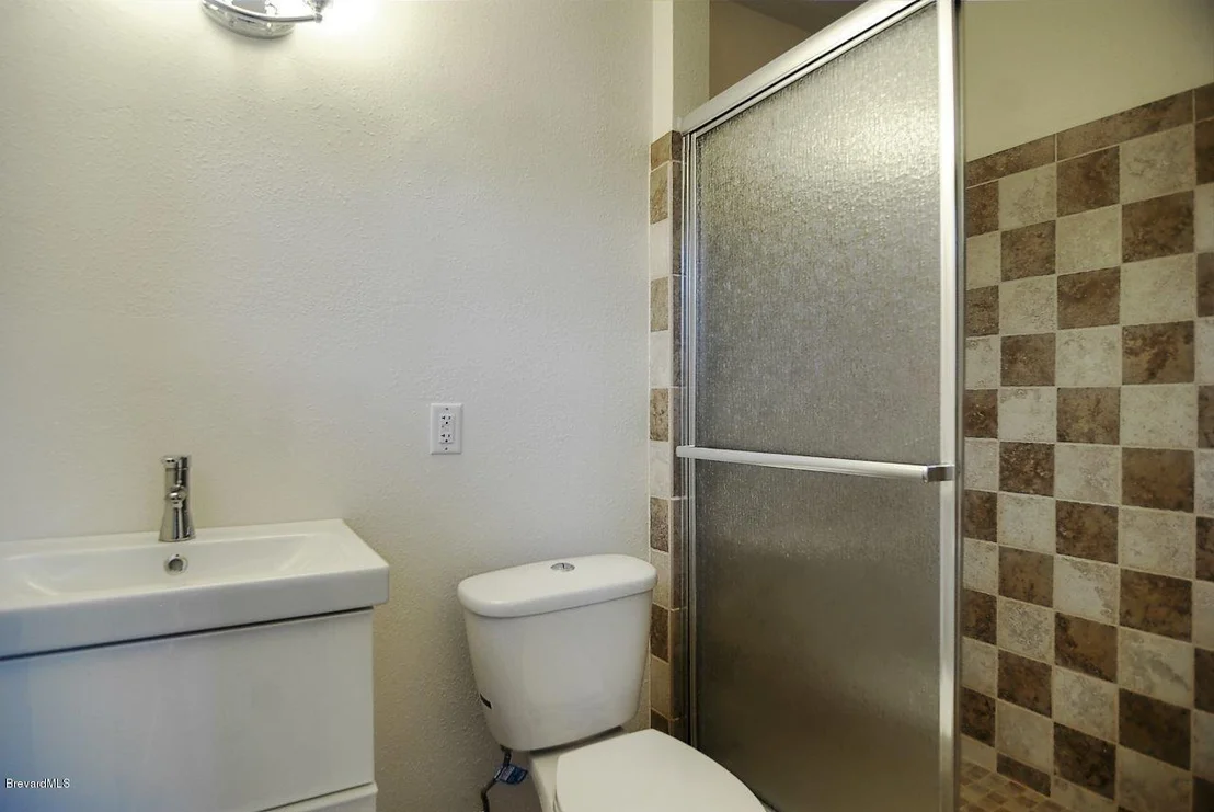 Photo of 524 E Ford Circle