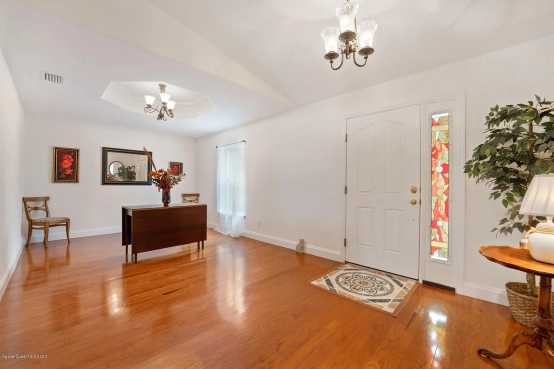 Photo of 1301 Grant Road