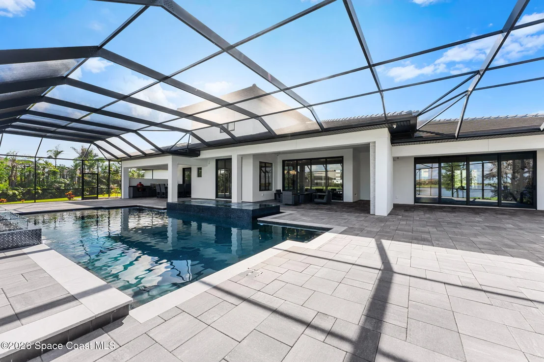 Photo of 3618 Lake Adelaide Place