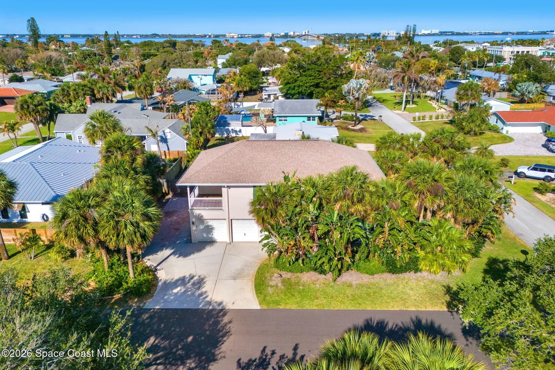 Photo of 301 7th Avenue