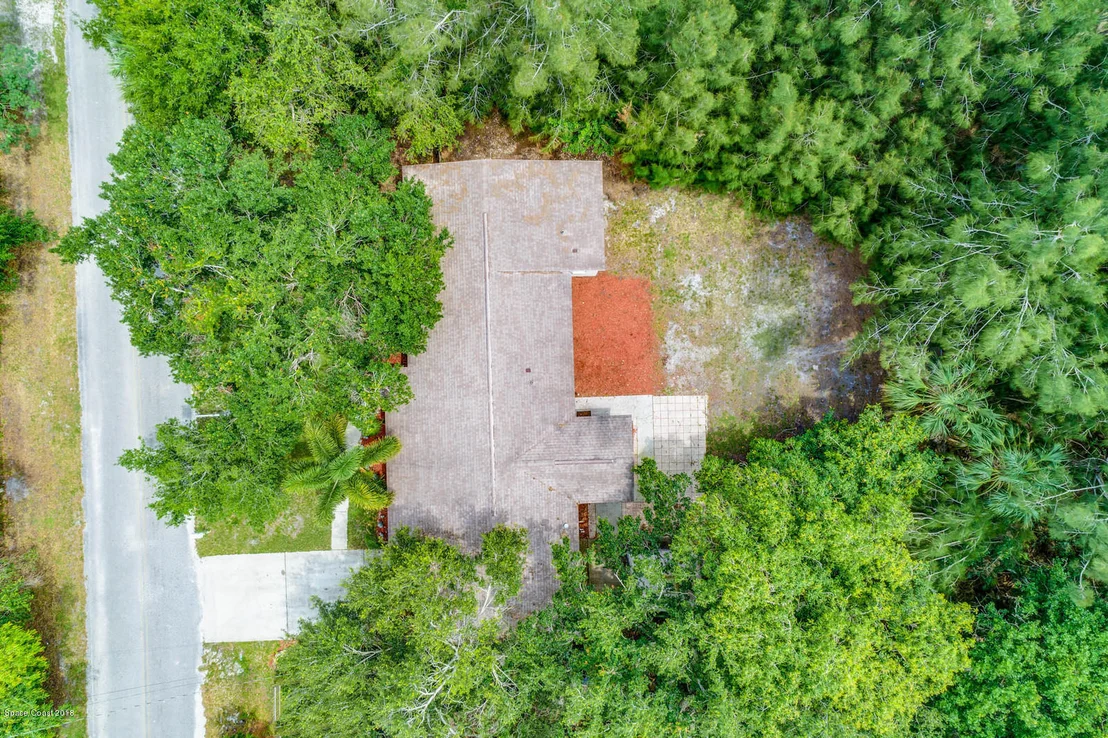 Photo of 1445 Blanche Street