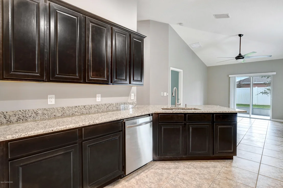 Photo of 1685 Litchfield Drive
