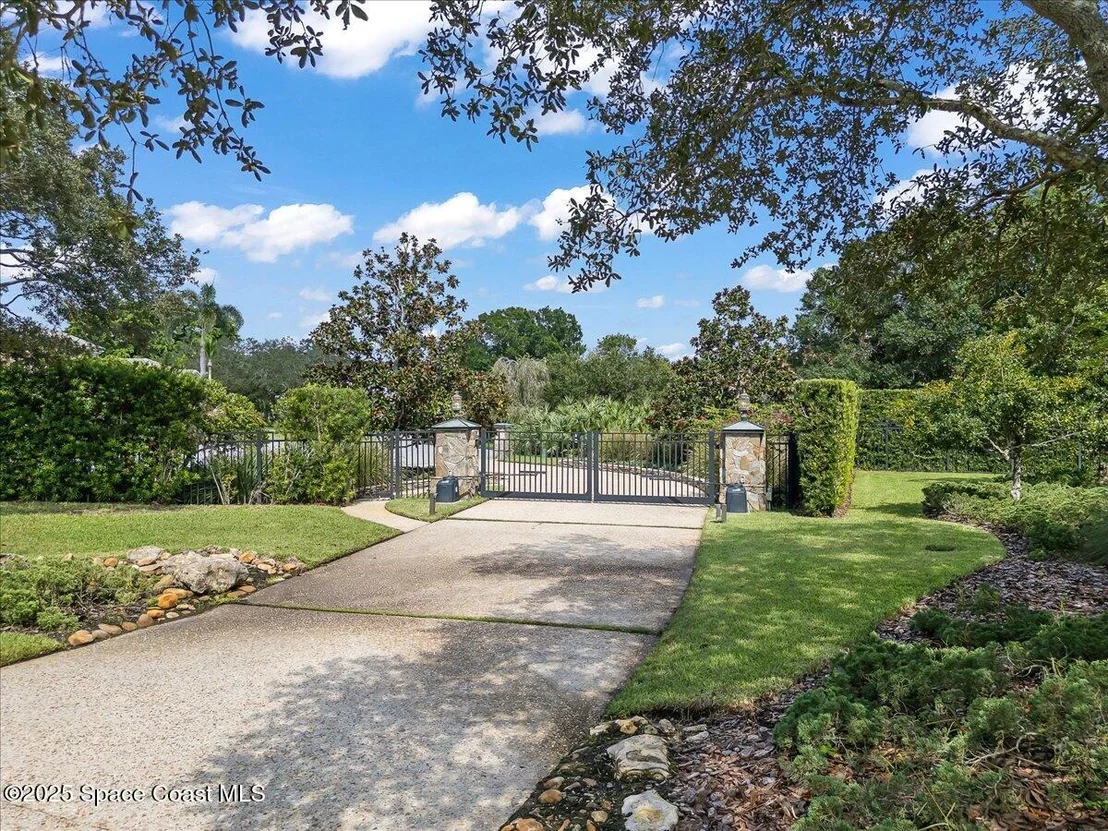 Photo of 586 Wethersfield Place