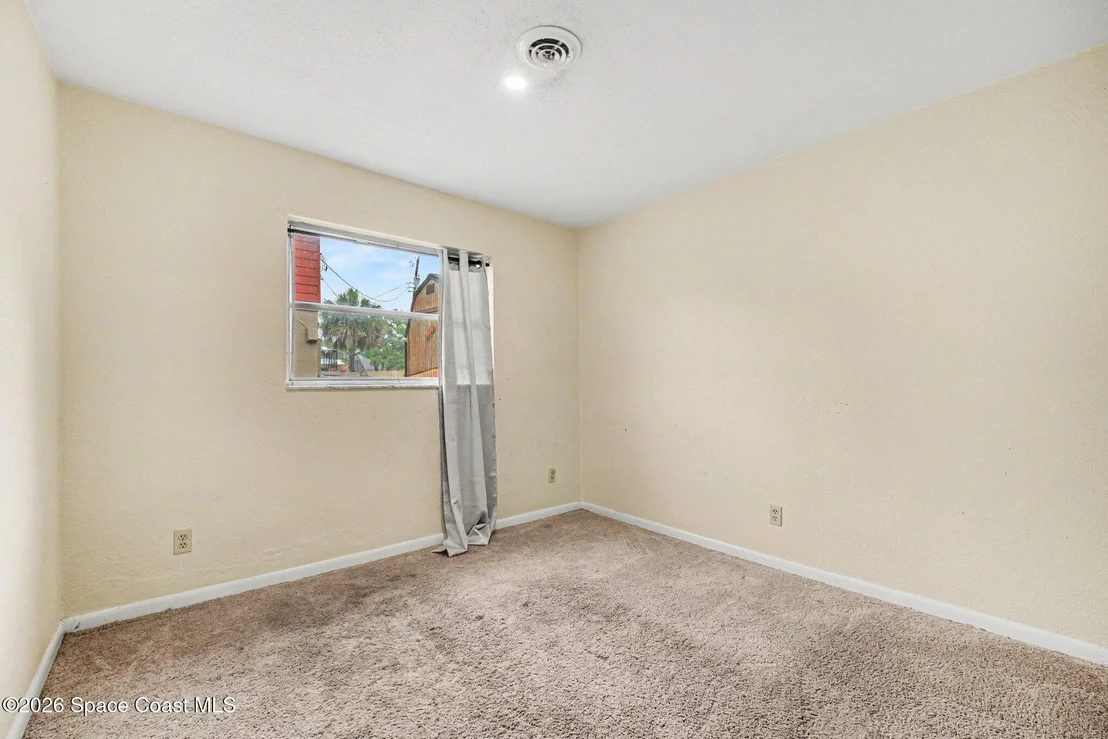 Photo of 2425 Heritage Drive