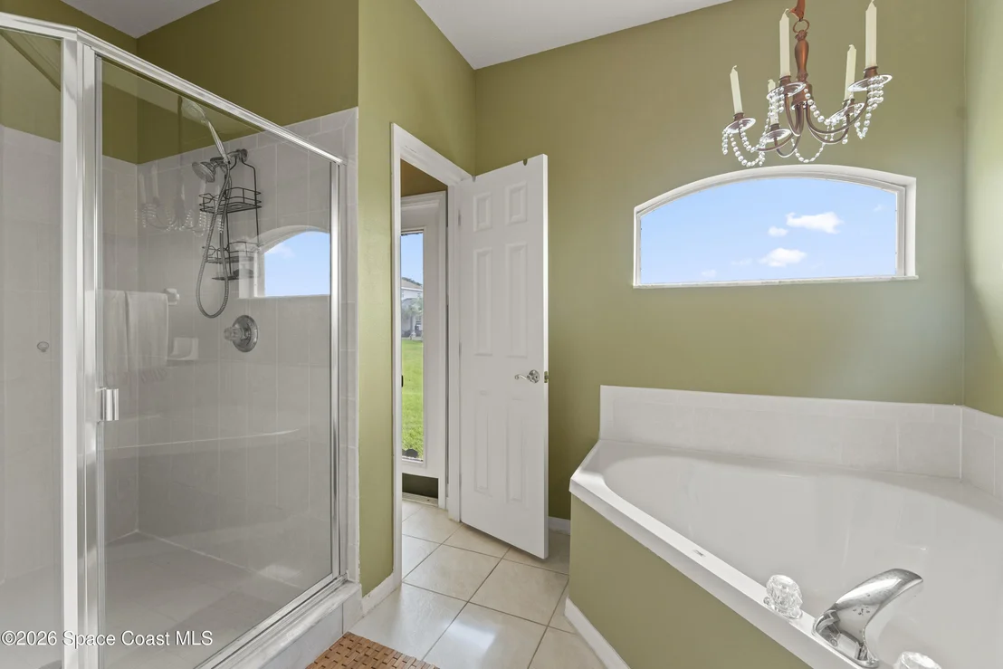 Photo of 385 Tunbridge Drive