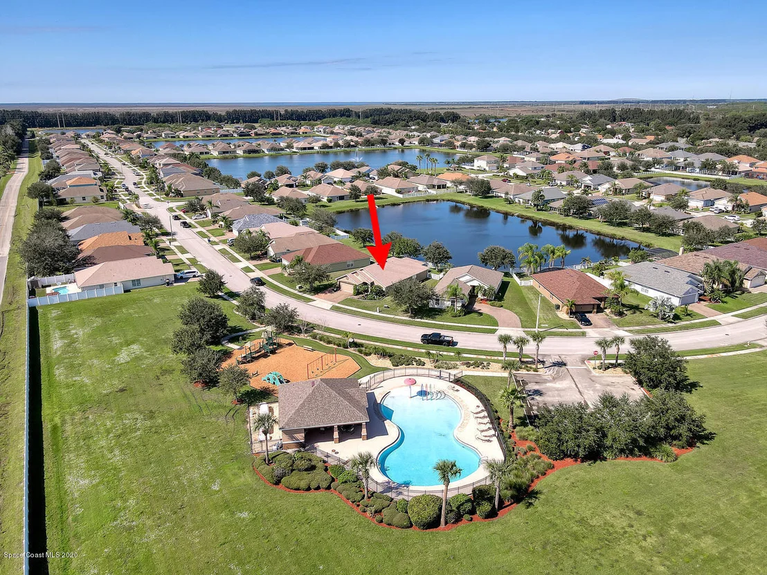 Photo of 2371 Bridgeport Circle