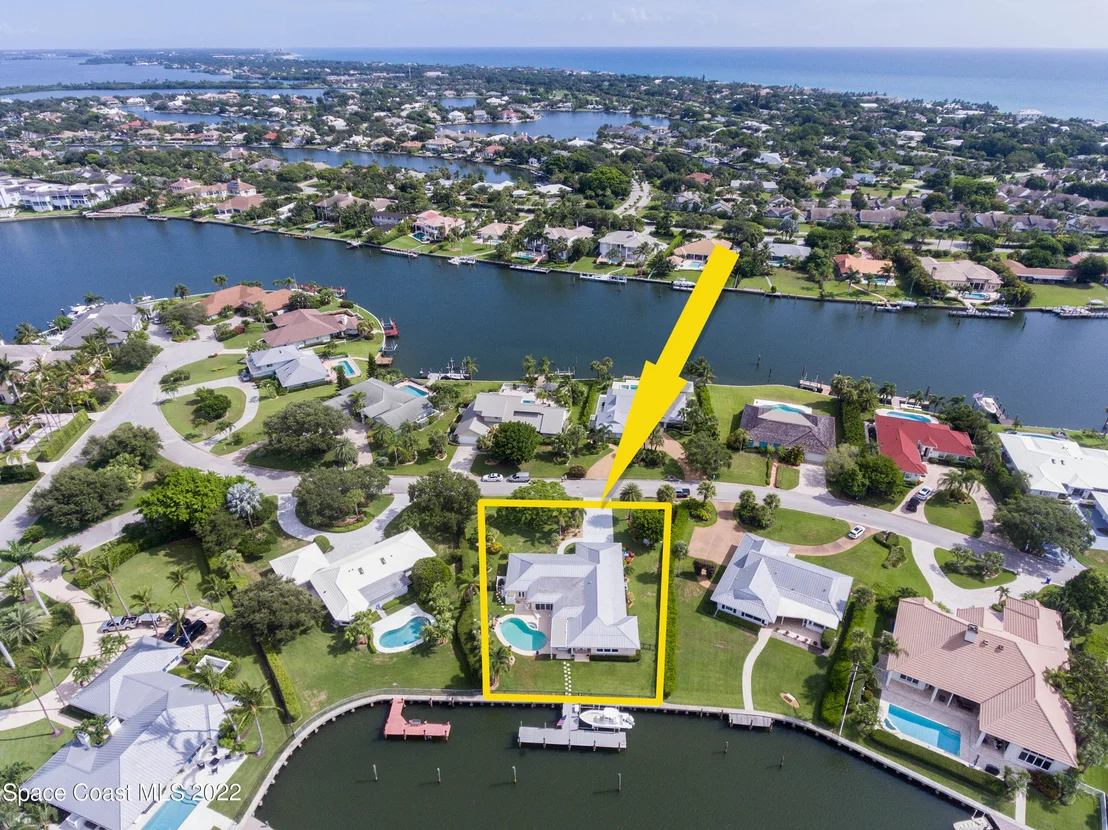 Photo of 1985 Windward Way
