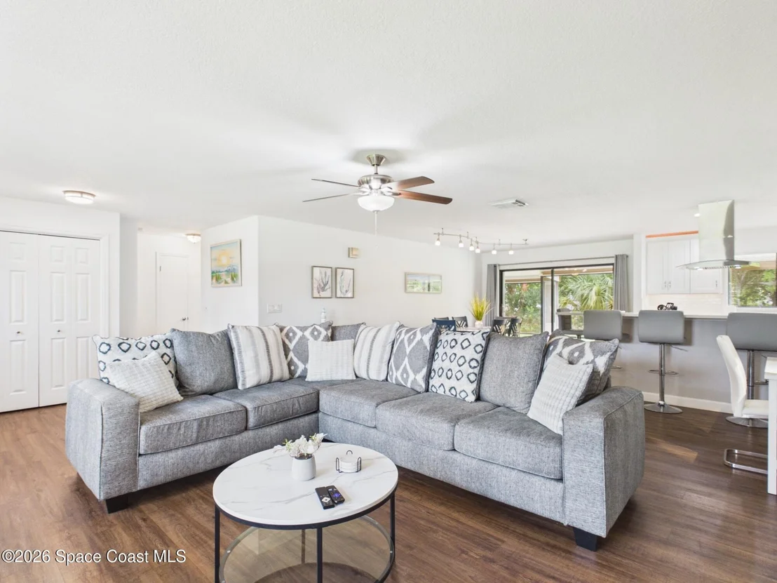 Photo of 662 Vocelle Avenue