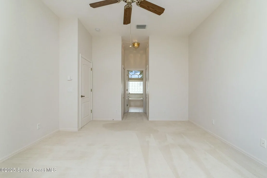 Photo of 6024 Newbury Circle