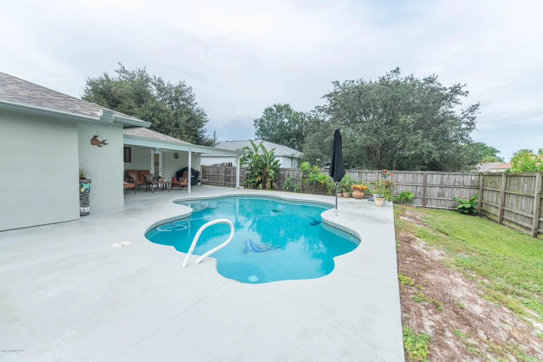 Photo of 6255 Chapman Street