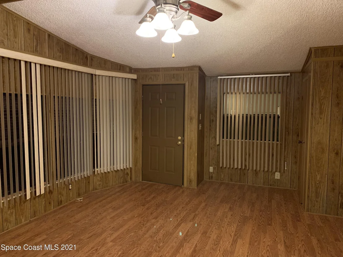 Photo of 1960 Coco Plum Street NE