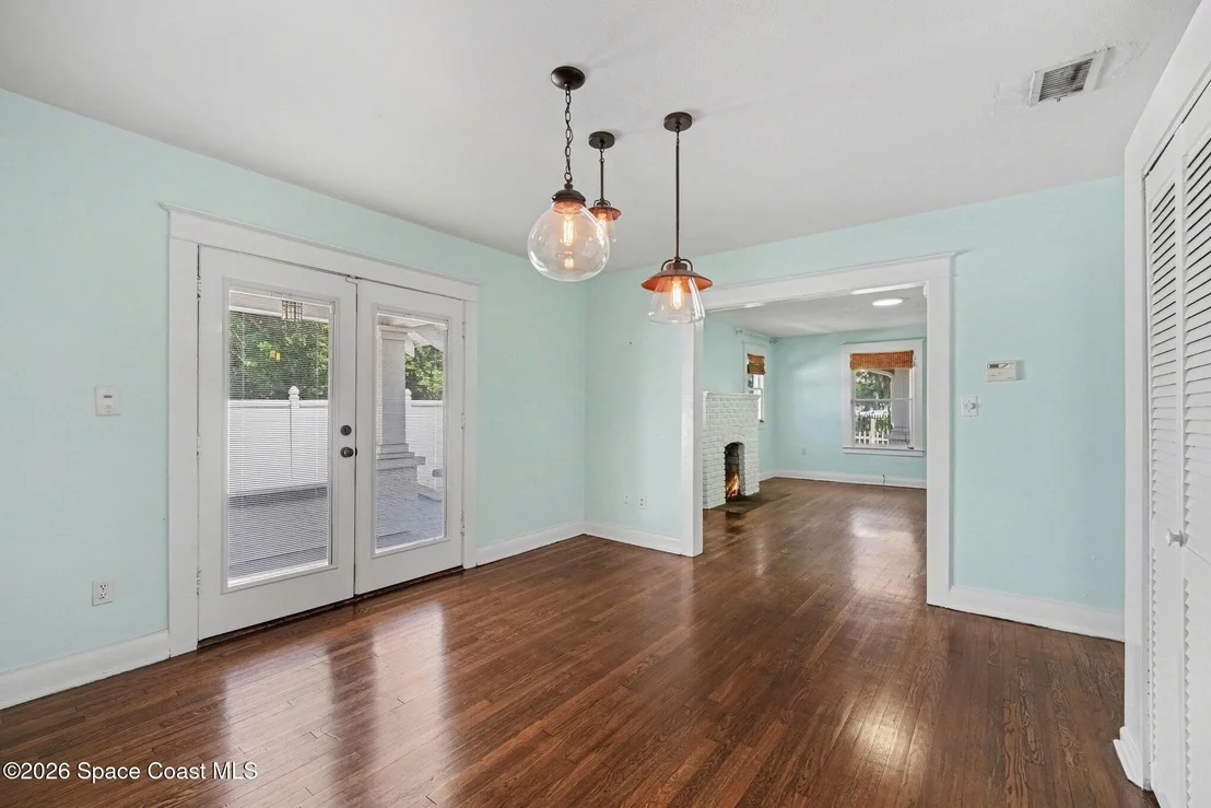 Photo of 640 Old Oak Street