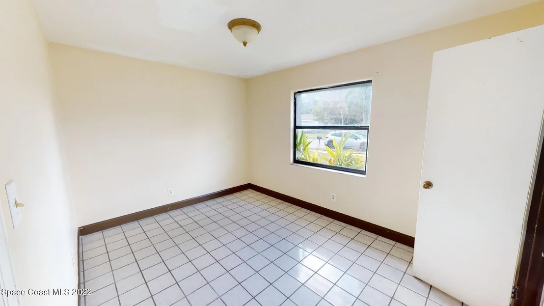 Photo of 272 E Haven Drive