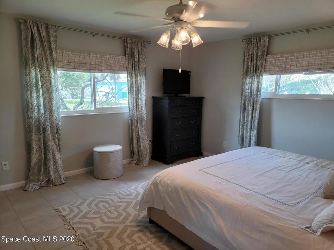 Photo of 235 Pineapple Street