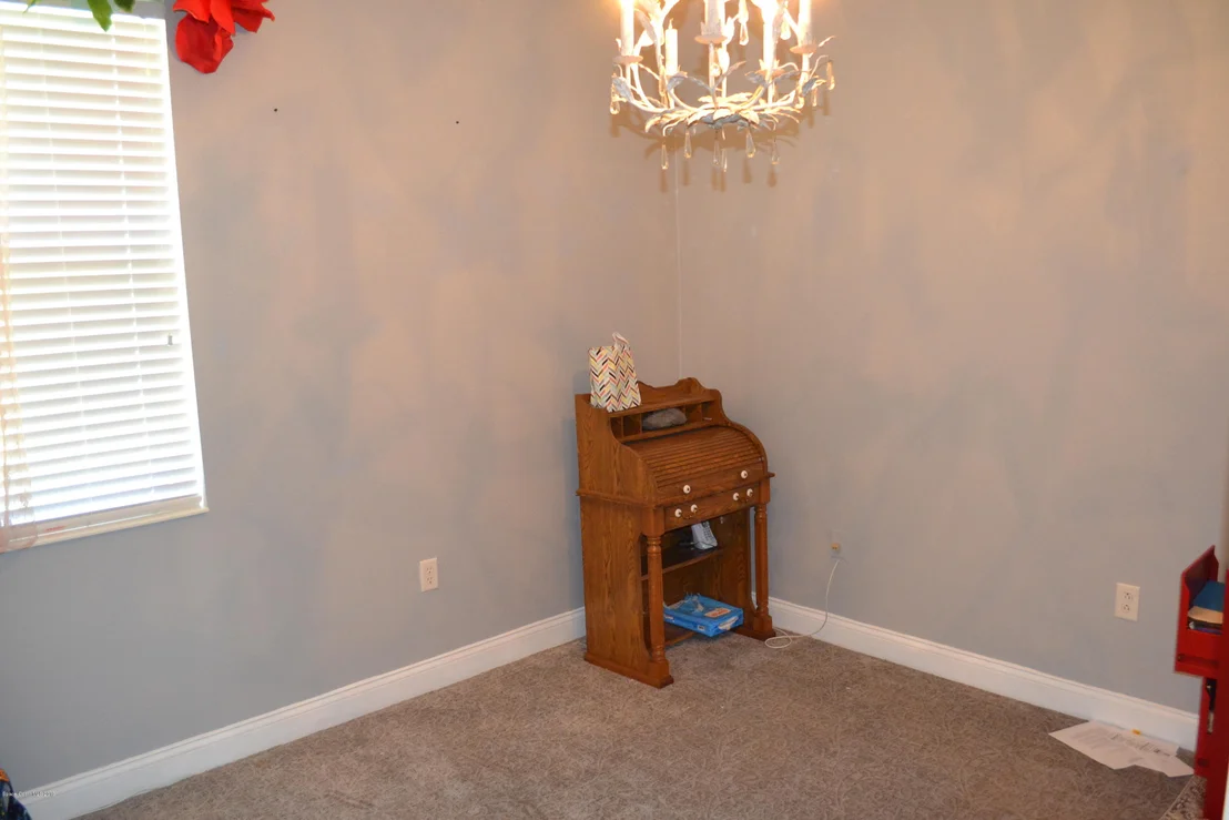 Photo of 521 Waterside Circle