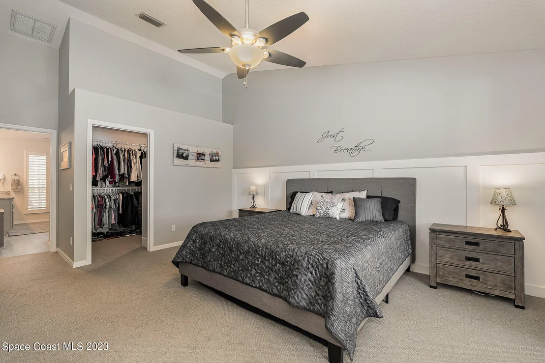 Photo of 321 Lake Victoria Circle