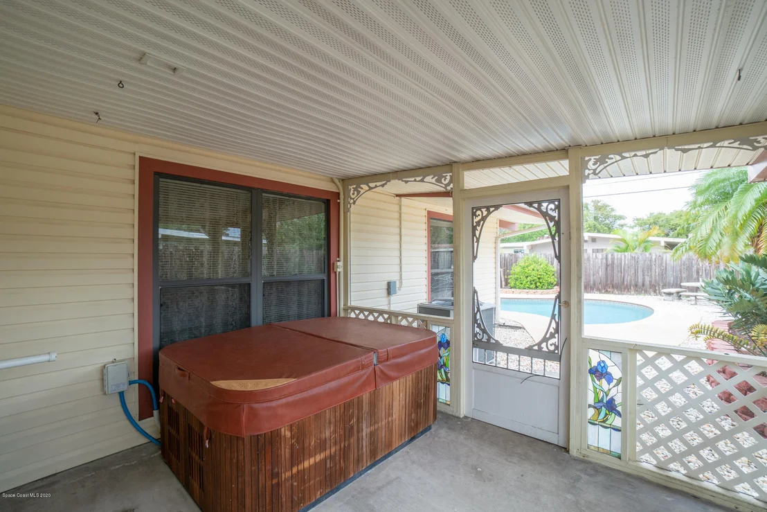 Photo of 1033 Genevieve Avenue