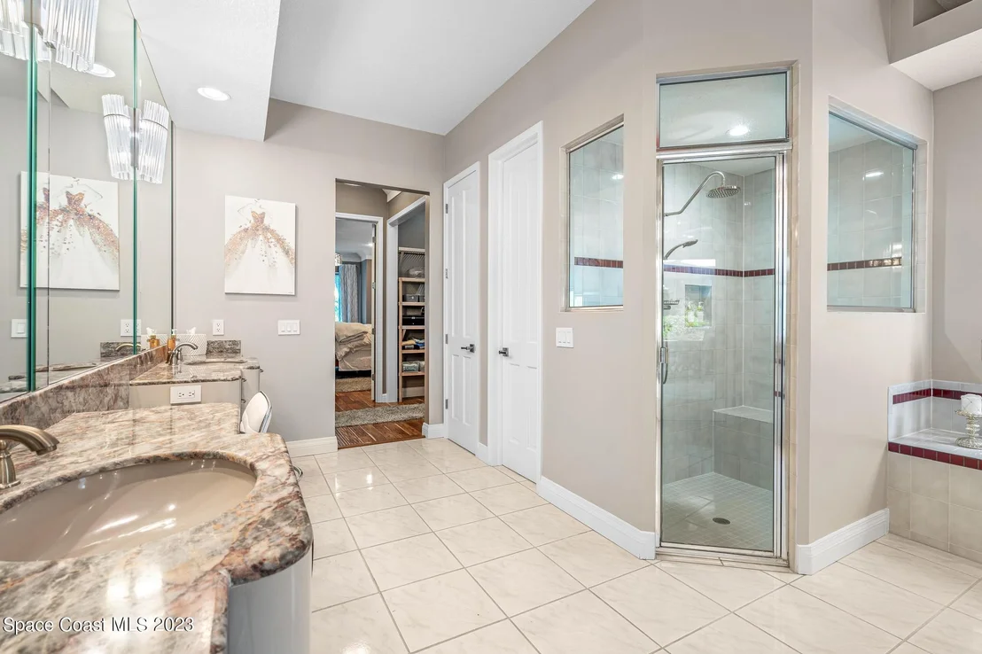 Photo of 1421 Rockledge Drive