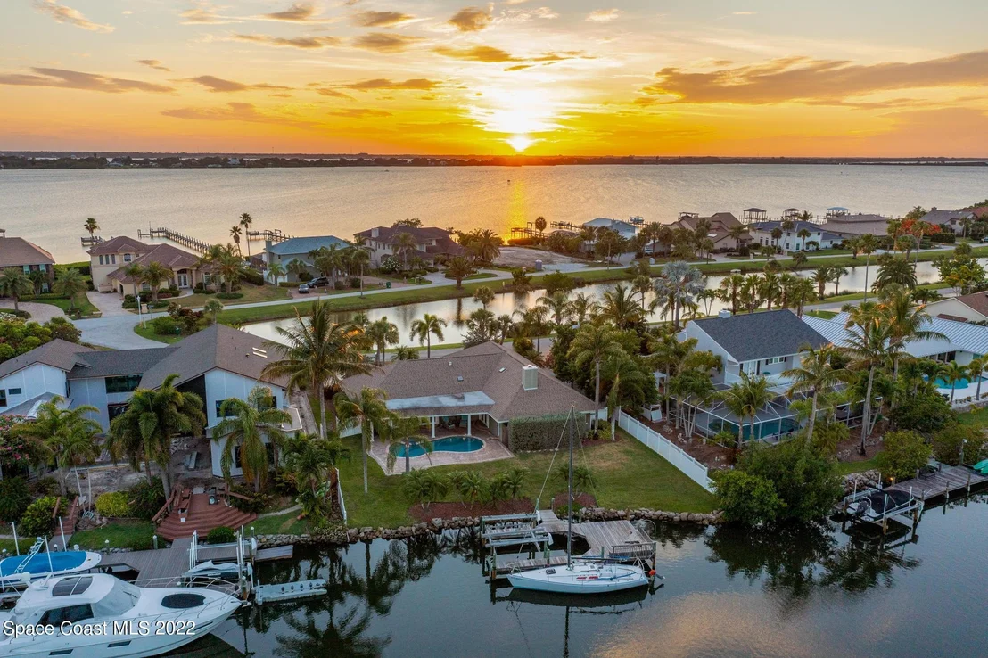 Photo of 827 Loggerhead Island Way