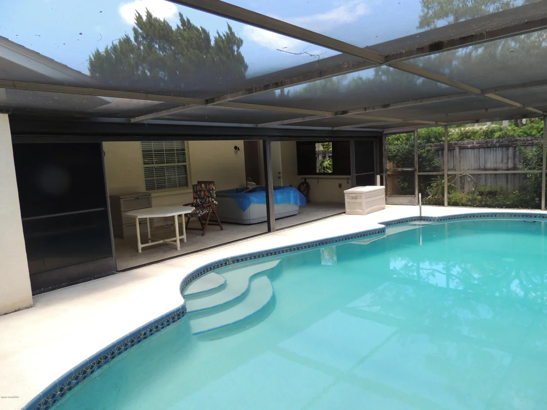 Photo of 2545 Corbusier Drive