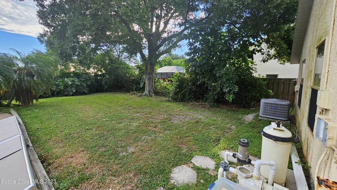 Photo of 2420 Bent Pine Street